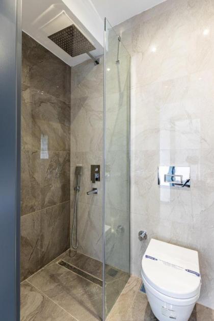 Beautiful Penthouse 3bd2bath Duplex Views! #340 - image 23