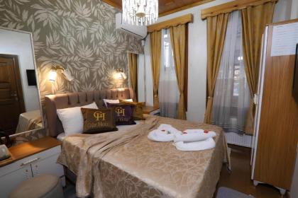 Royal Gur Hotel - image 21
