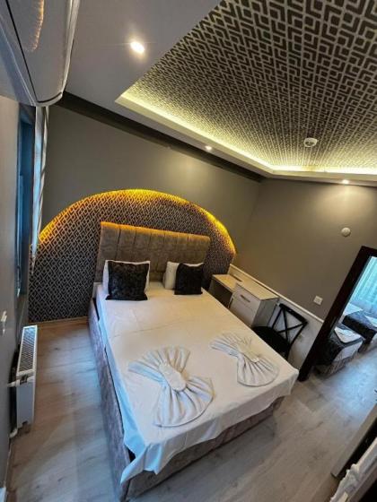 Blue Class Apart - image 21