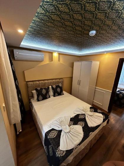 Blue Class Apart - image 24