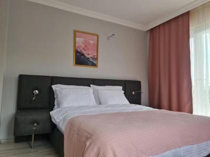 Airport Farm Hotel By Metro Station - image 4